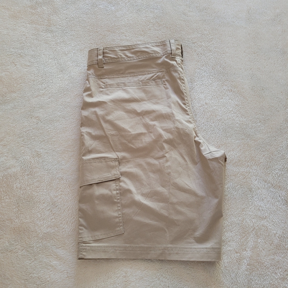 Columbia Boulder Ridge Cargo Shorts, Men's Size Waist 38 NWOT - Fossil - Picture 8 of 9